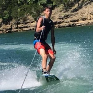 Meet your Posher, Kole